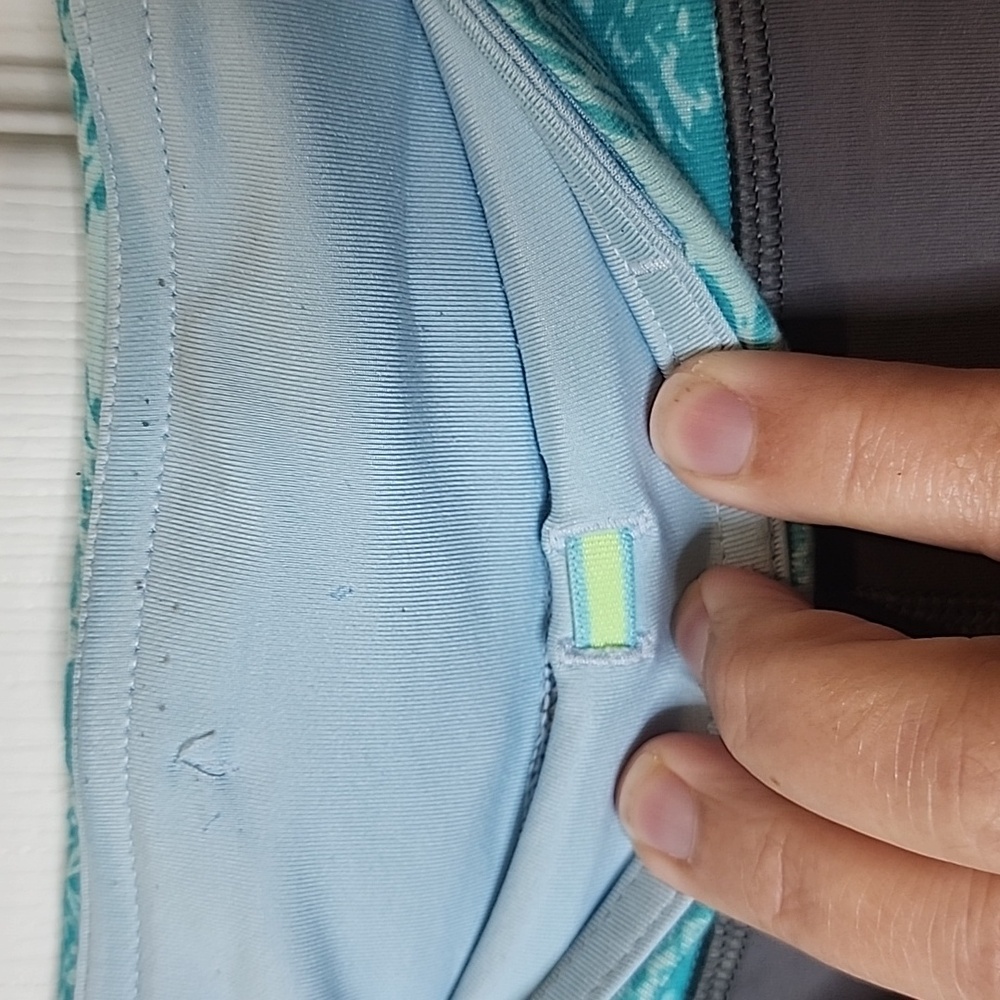 Ivivva by Lululemon Girls Ruched Cropped Leggings Gray Teal Light Blue, Size 10 - Picture 5 of 9